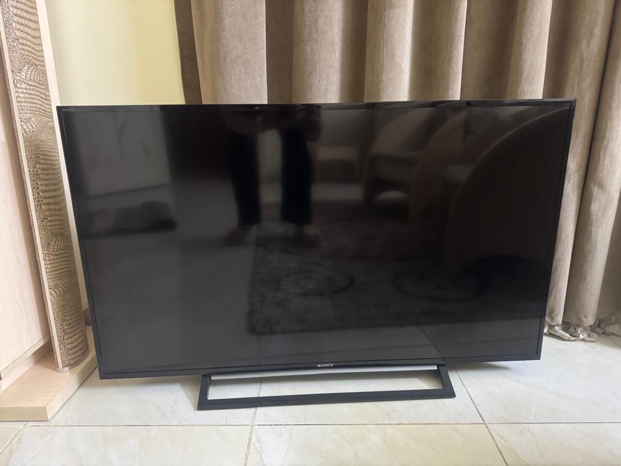Jeddah, Household Items, SAR 500,  SONY TV