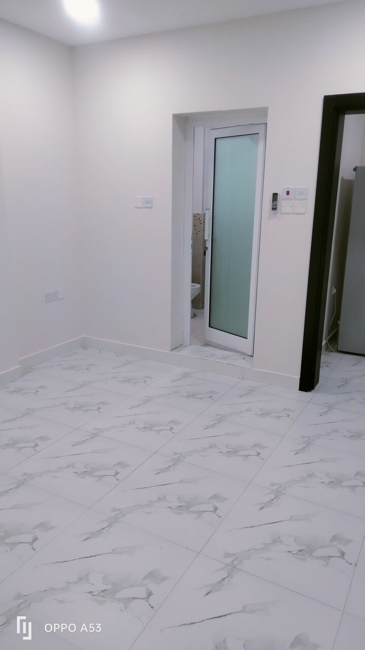 Juffair, Apartments, Flats, Houses & Villas, BHD 275/month,  2 BR,  Semi Furnished 2 Bedroom Flat For Rent In Juffair ( All Inclusive Ewa)