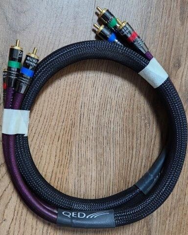 Al Jubail Al Balad, Electronics, SAR 200,  Audio Cable For 3-Channel With RCA Connector Make QED-Reference