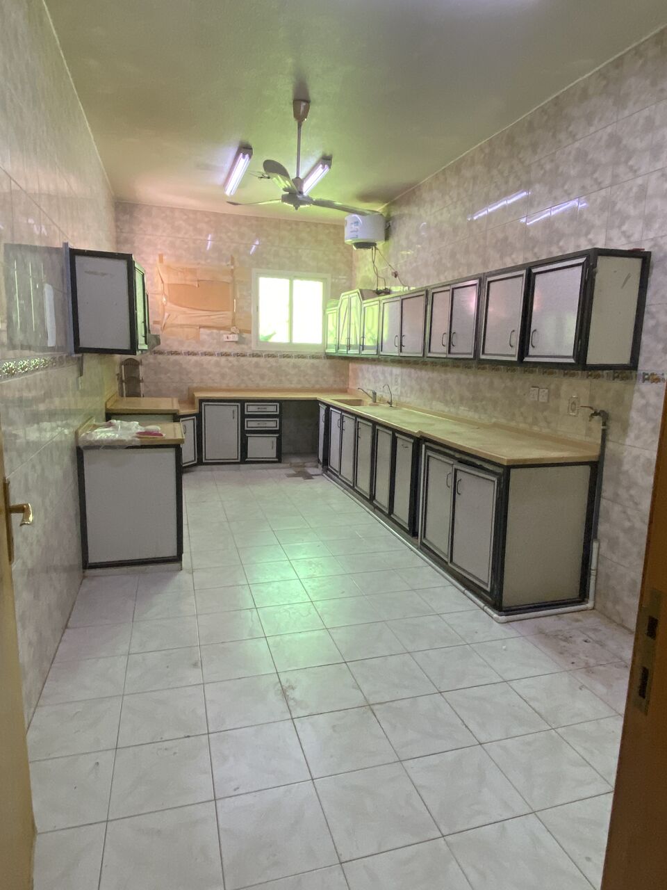 Al Iskan, Apartments, Flats, Houses & Villas, SAR 11,000/6 Months, 1 BHK - Unfurnished Apartment Available For Rent