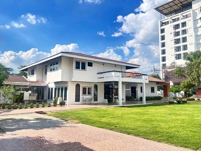 Bangkok, Villas, THB 250000,  585 Sq. Feet,  รหัสC7309 ให้เช่าบ้านเดี่ยวเนื้อที่ 1ไร