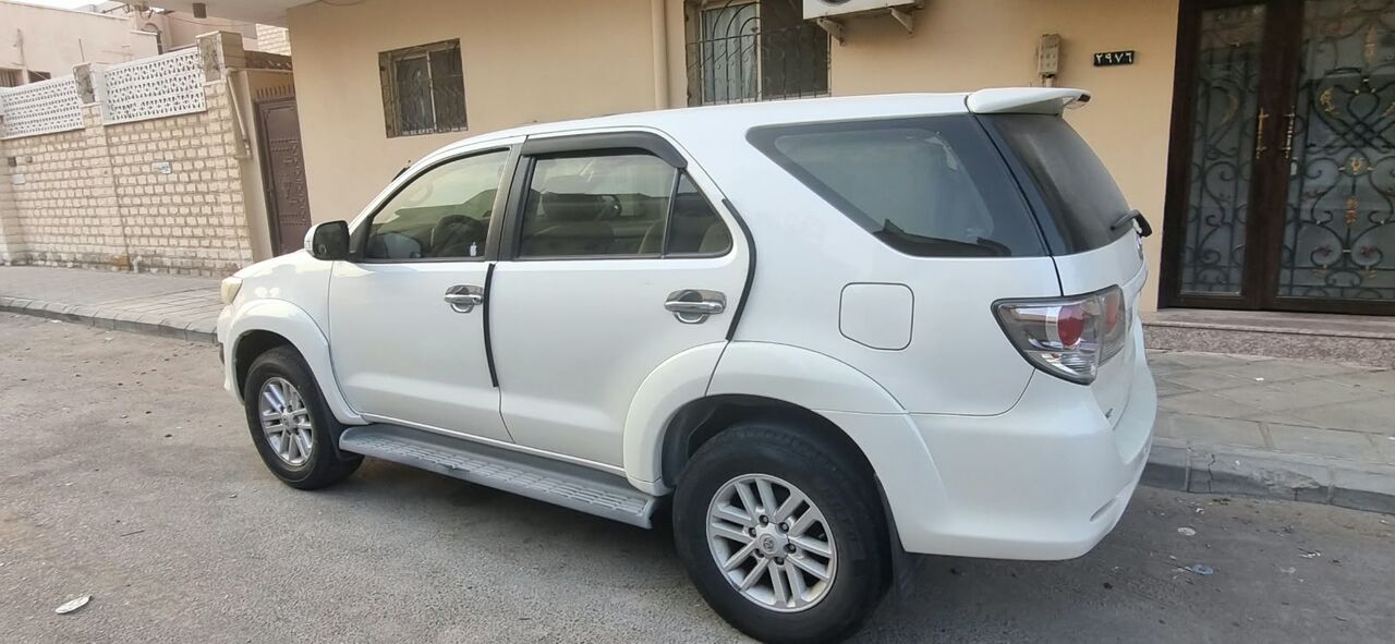 Dammam, Vehicles, Cars & Trucks , SAR 40500,  Toyota Fortuner,  2013,  Automatic,  384470 KM,  Family Used , , 284470 KM, Petrol,  ,SAR 40500,