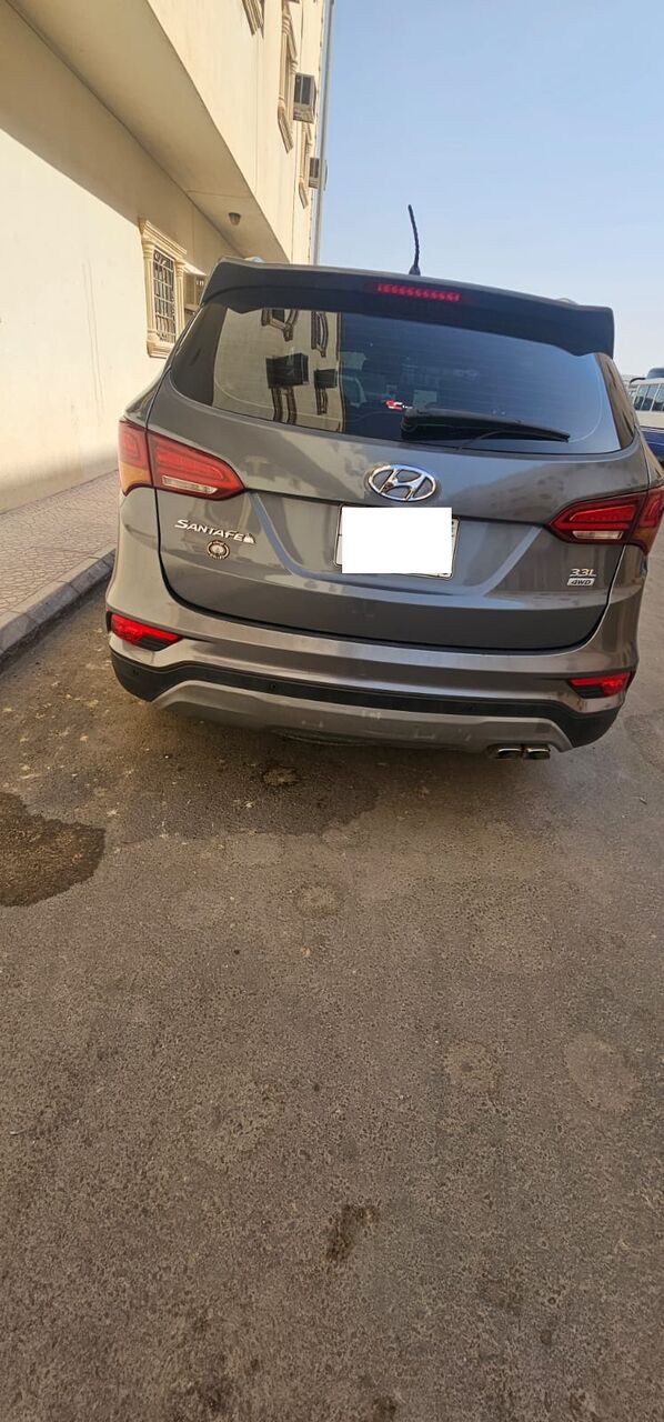 Al Murabba, Vehicles, Cars & Trucks , SAR 63000,  Hyundai Santa Fe,  2018,  Automatic,  119400 KM,    &ndash; V6 3.3L 4WD Mid Option Low ODO