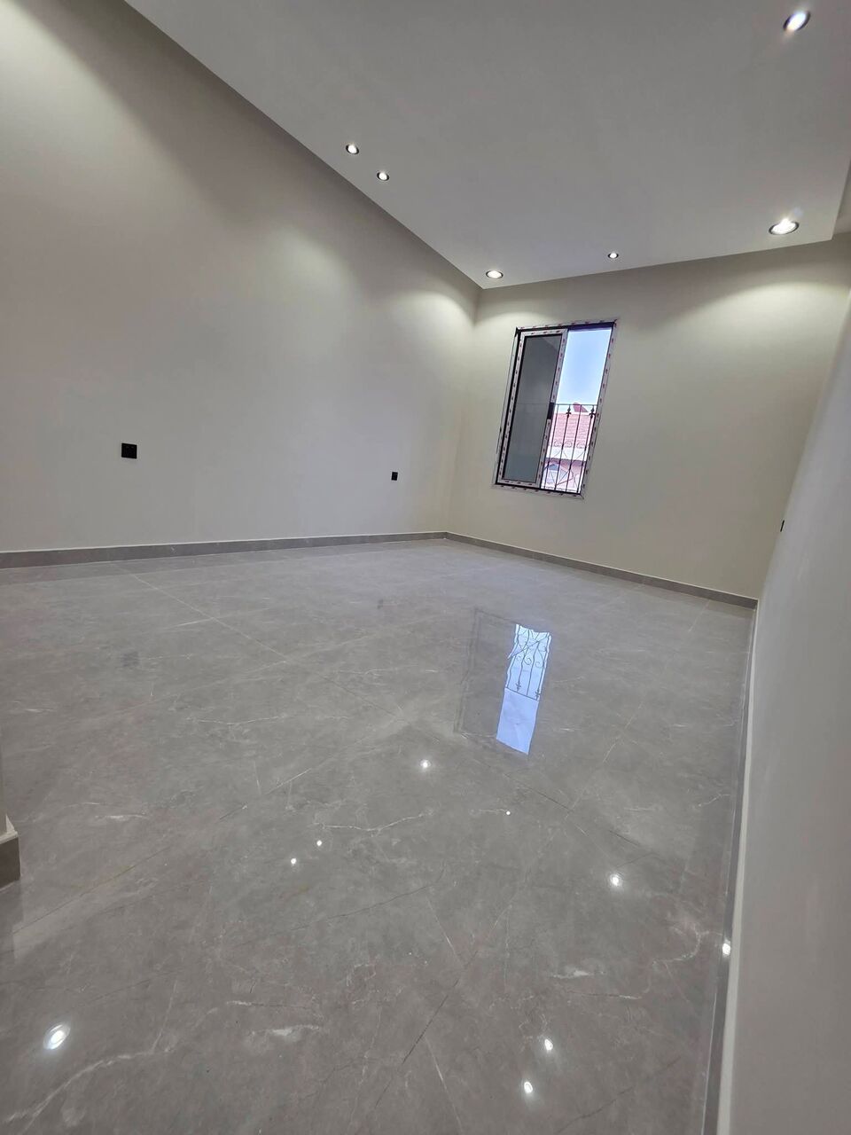 Khobar, Apartments, Flats, Houses & Villas, 2 BR,  BRAND-NEW TWO-BEDROOM FAMILY APARTMENTS FOR RENT &ndash; SAR 26,600/YEAR &ndash; WATER, AC & PRIVATE P