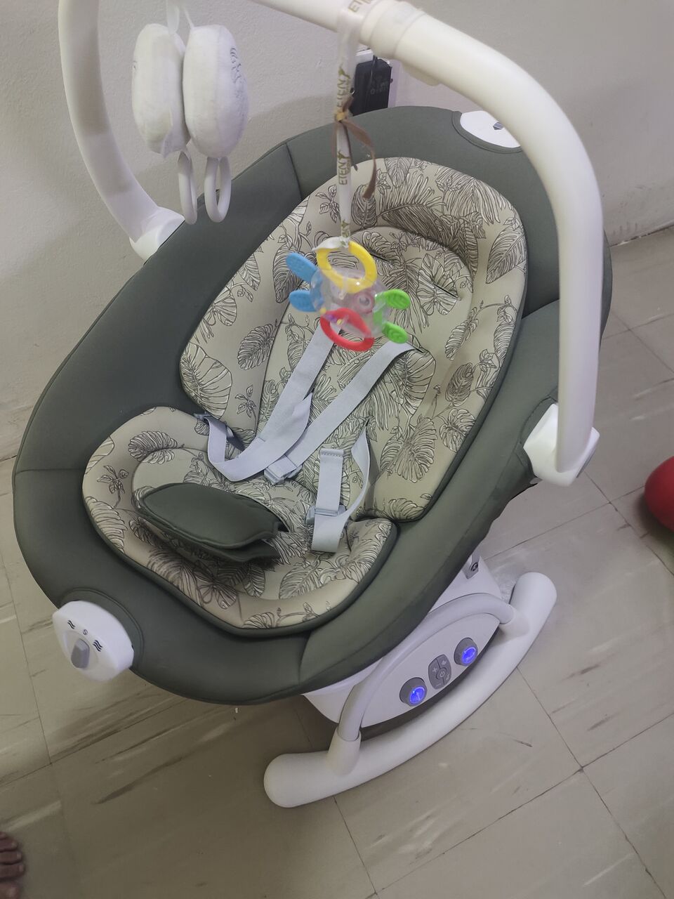 Manama, Baby & Kid Stuff, BHD 49,  This Electrical Swing Rocker Is All You Need To Soothe Your Cranky Baby