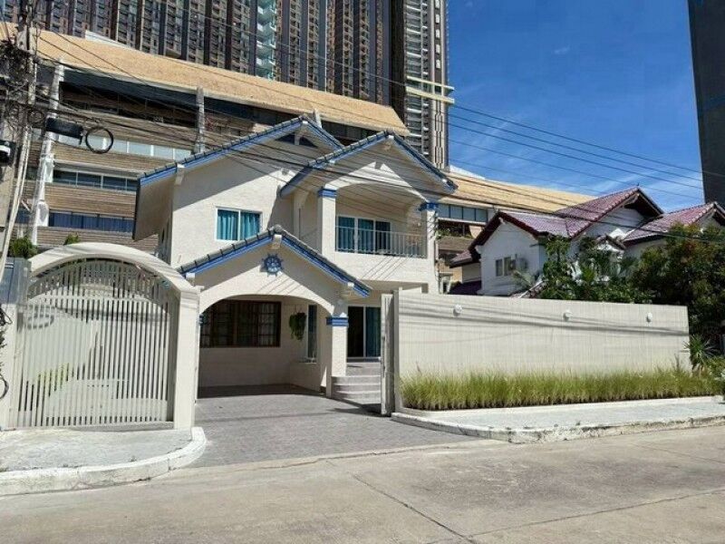 Bangkok, Villas, THB 90000,  75 Sq. Feet,  ให้เช่าพูลวิลล่า 2 ชั้นทำเลทองริมหา