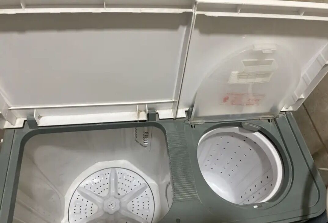 Khobar, Free Items, SAR 290,  Washing Machine 7 Kg New Available 8 Months Used