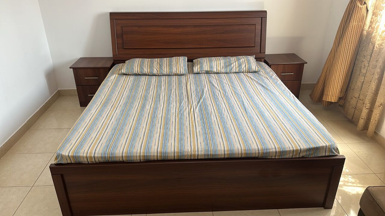 Jeddah, Furniture, SAR 600,  Queen Size Bed (without Mattress) With Side Tables