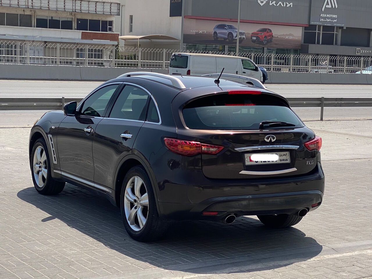 Manama, Vehicles, Cars & Trucks , BHD 1650,  Infiniti FX-35,  2009,  Automatic,  271350 KM,   /  (Brown)