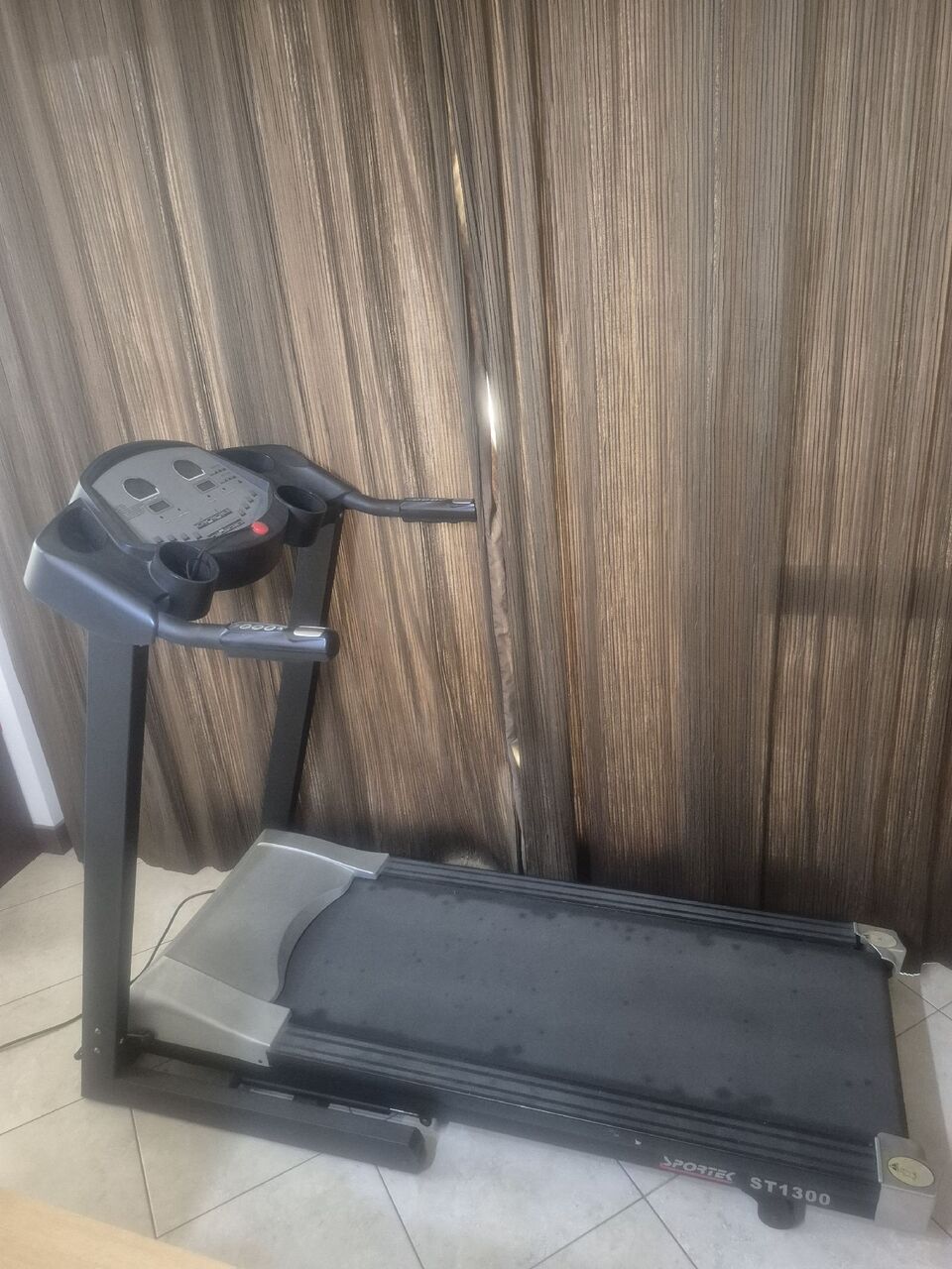 Juffair, Sporting Goods, BHD 70,  TREADMILL FOR SALE