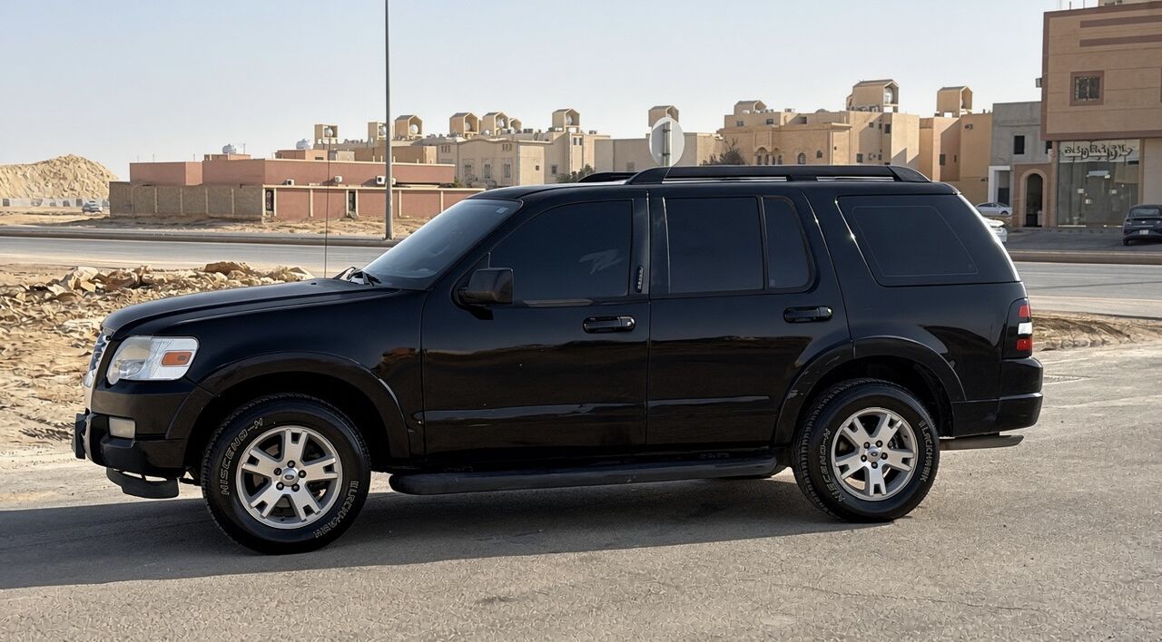 Riyadh, Vehicles, Cars & Trucks , SAR 30000,  Ford Explorer,  2010,  Automatic,  480000 KM,    Saudi Spec (GCC)