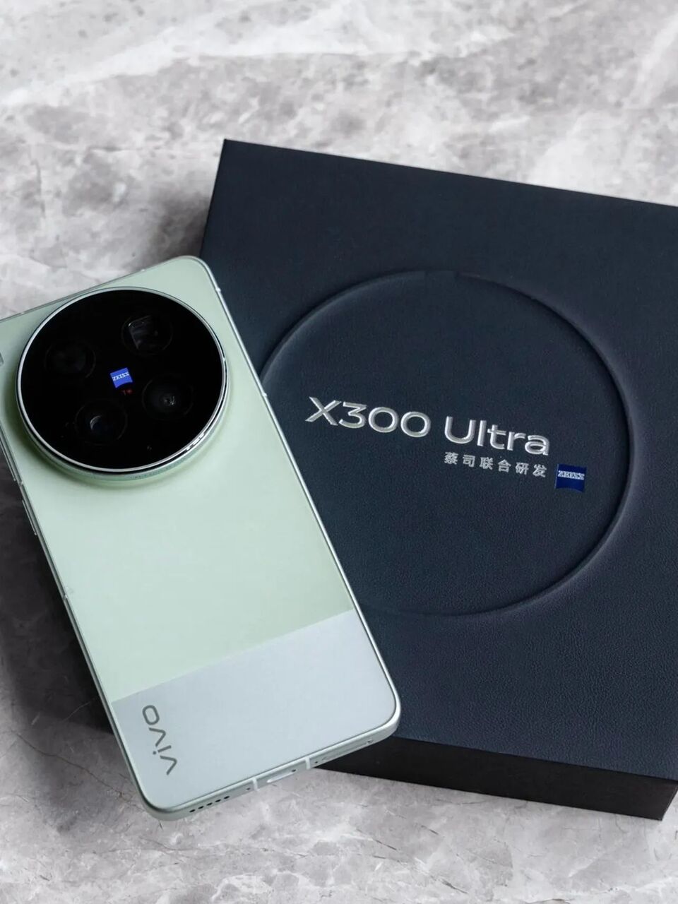 Jeddah, Mobile Phones, SAR 1,  Vivo X300 Ultra 256gb Chinese Rom