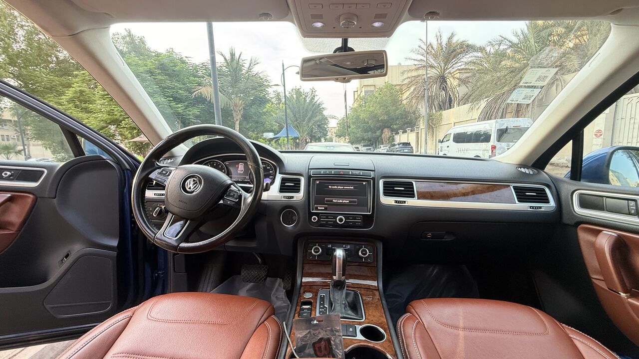 Al Salam, Vehicles, Cars & Trucks , SAR 58000,  Volkswagen Tourage 2016,  2016,  Automatic,  190000 KM,   Sale 58K