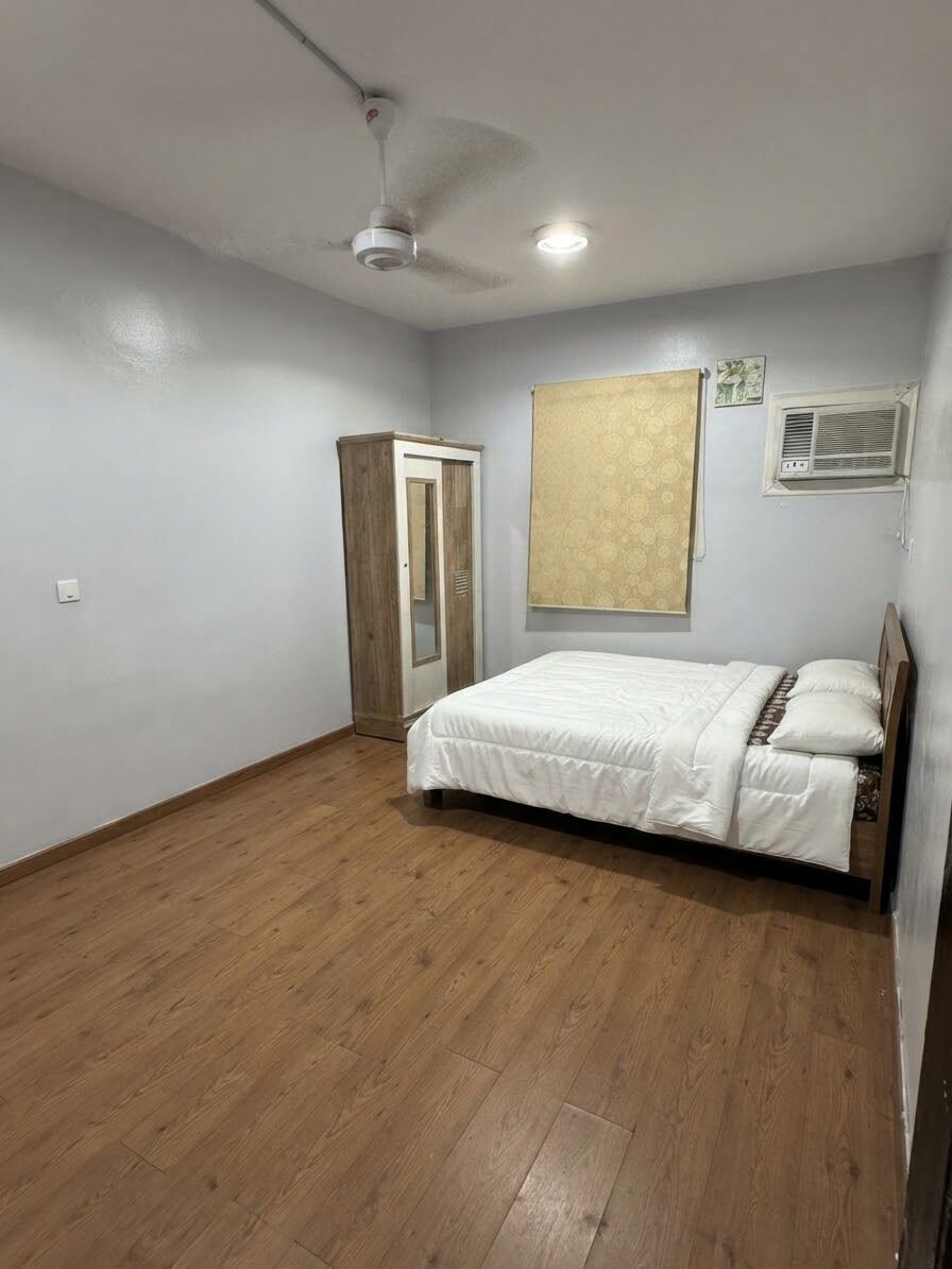 Al Sulaymaniyyah, Rooms for Rent, SAR 2200/month,  Fully Furnished Single Room For Executive Bachelor Available In Shared Apartment
