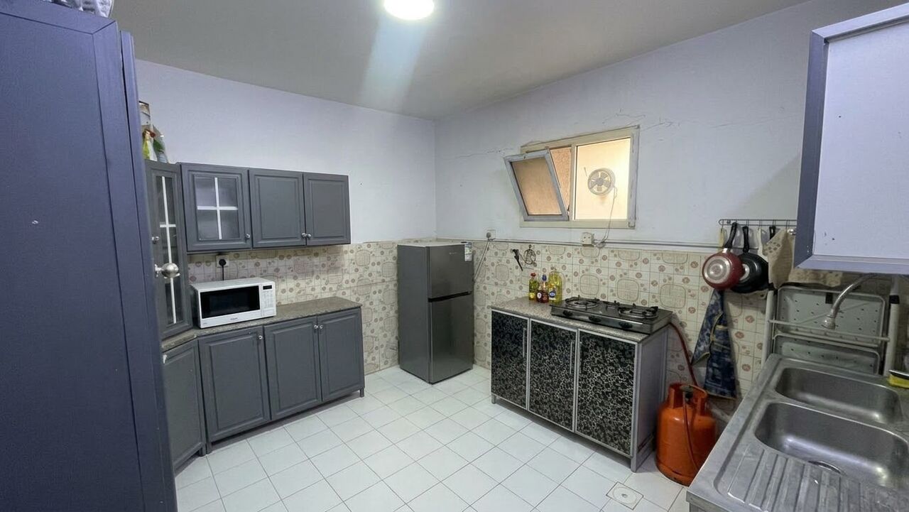 Al Sulaymaniyyah, Rooms for Rent, SAR 2200/month,  Fully Furnished Single Room For Executive Bachelor Available In Shared Apartment