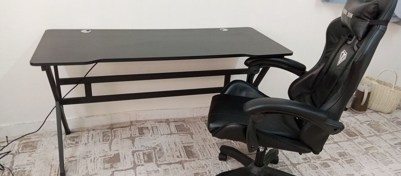 Jubail, Furniture, SAR 300,  Computer Table / Gaming Chair