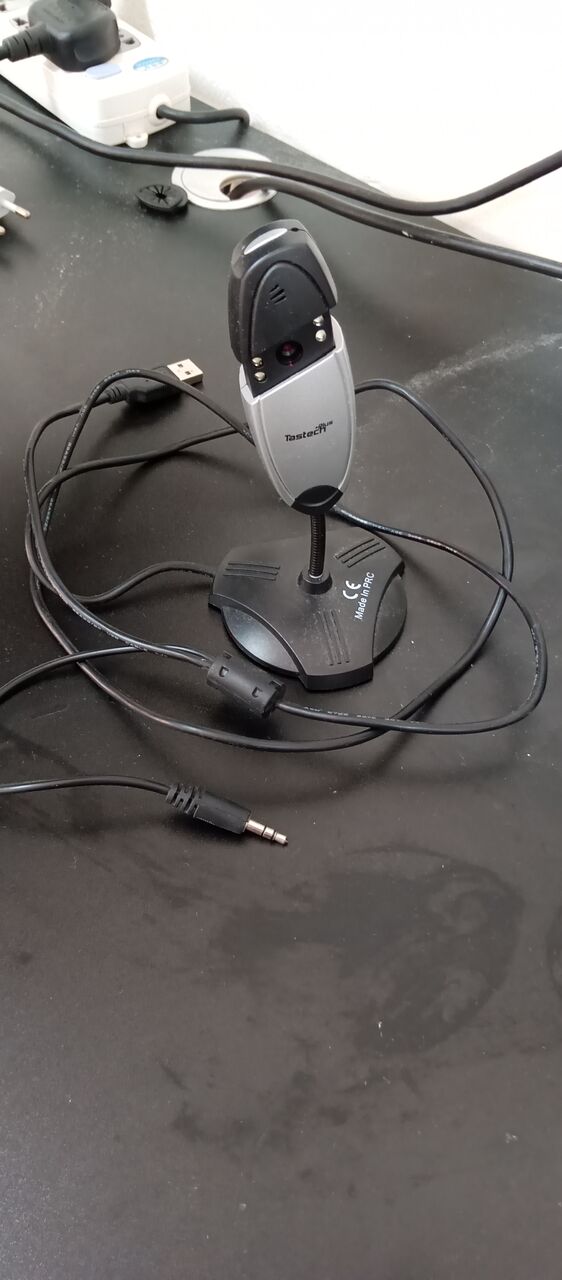Jubail, Computers, SAR 25,  Computer Anti-glare 480p Webcam With Microphone