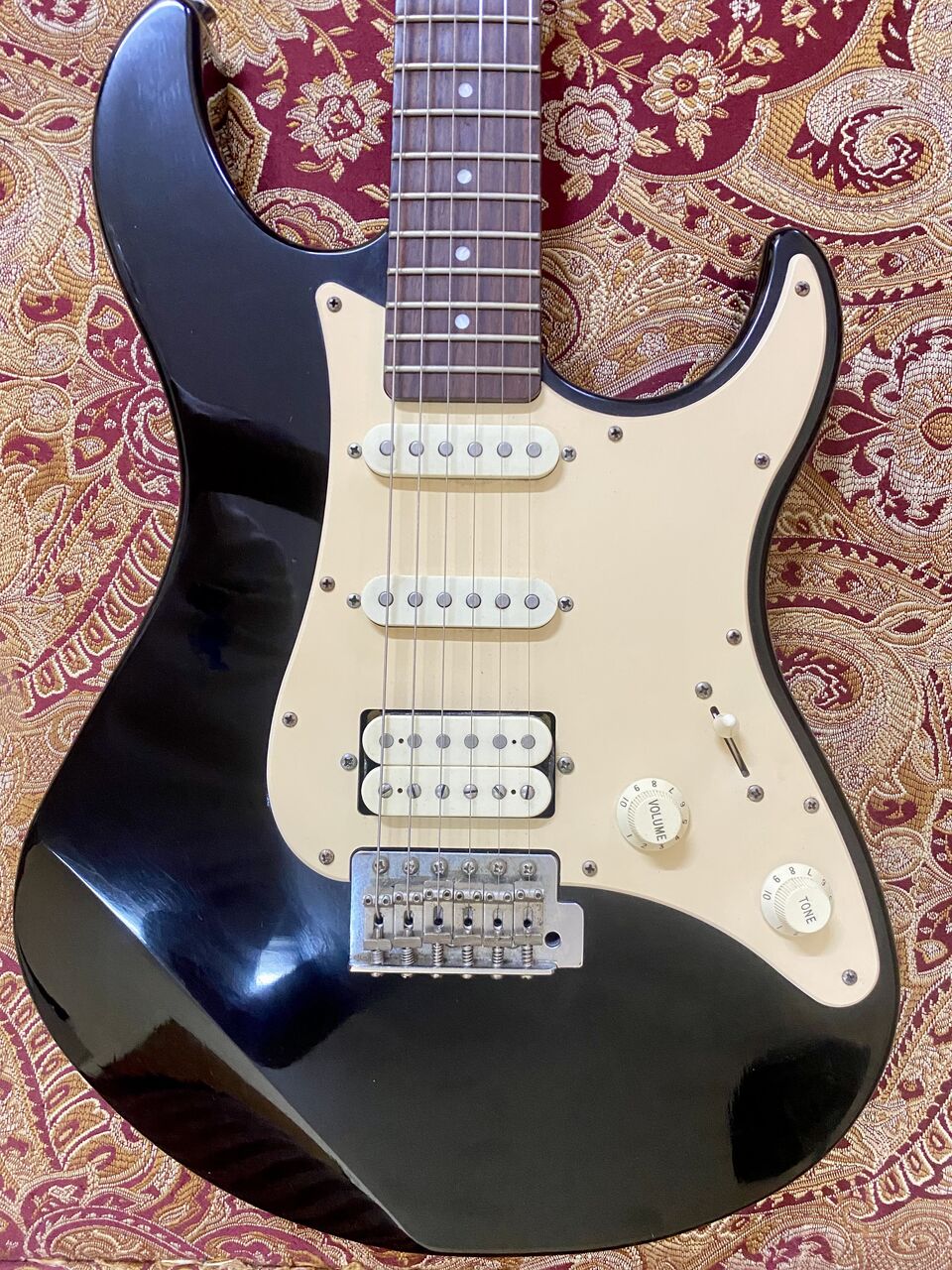 Riyadh, Musical Instruments, SAR 700,  Electric Guitar Yamaha Pacifica With Softcase Made In Taiwan