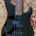 SAR 700,  Bass Guitar Yamaha RBX40 With  Padded Softcase Made In Taiwan