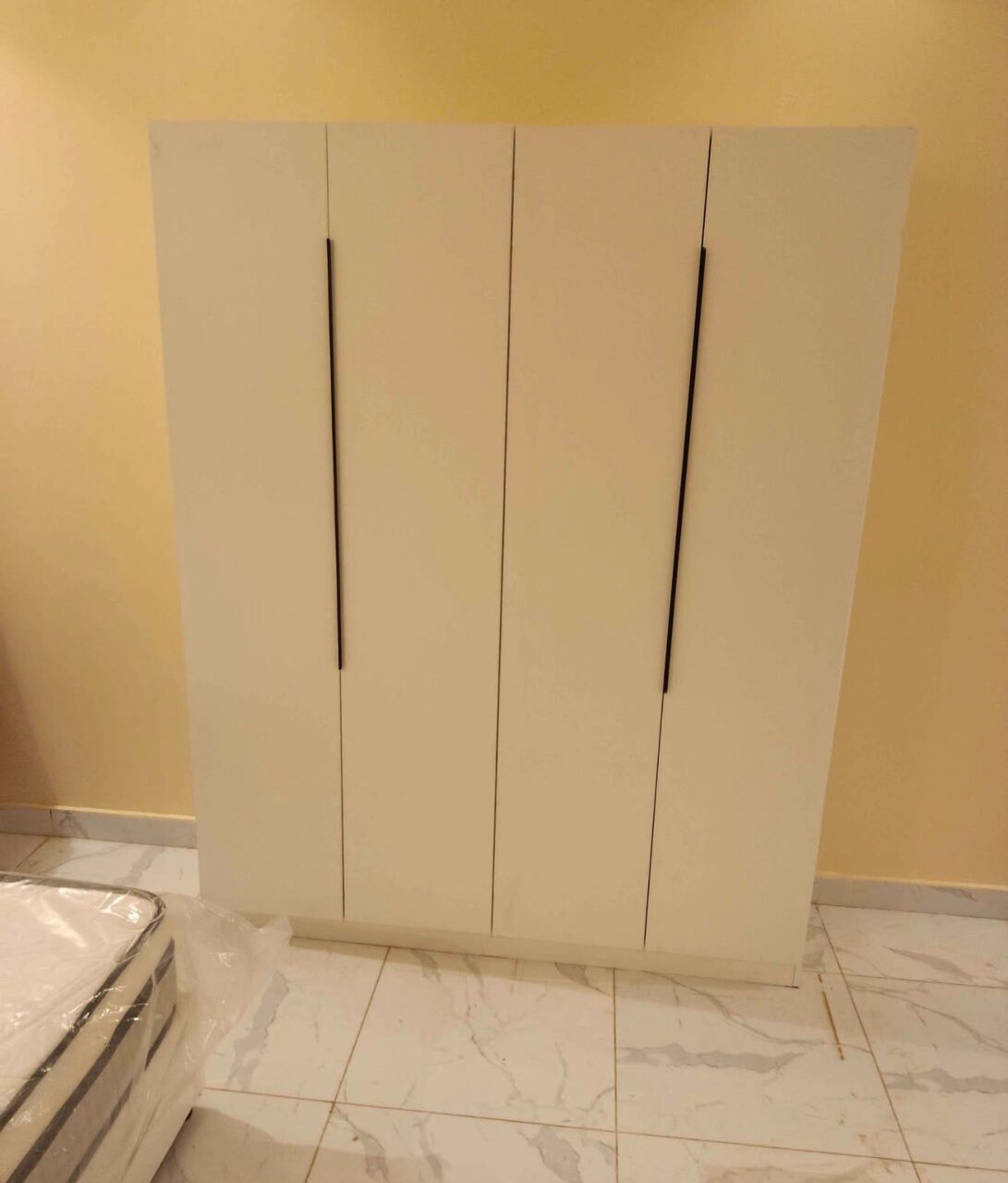 Jeddah, Furniture, SAR 5,  New Wardrobe Available In Low Price