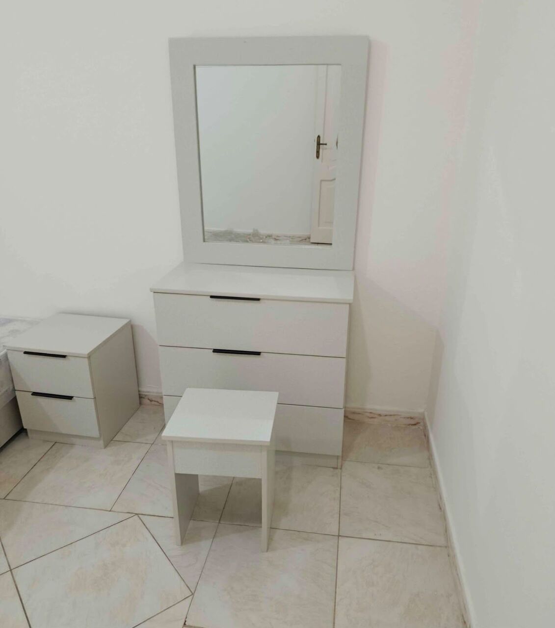 Jeddah, Furniture, SAR 5,  New Mirror Available In Low Price