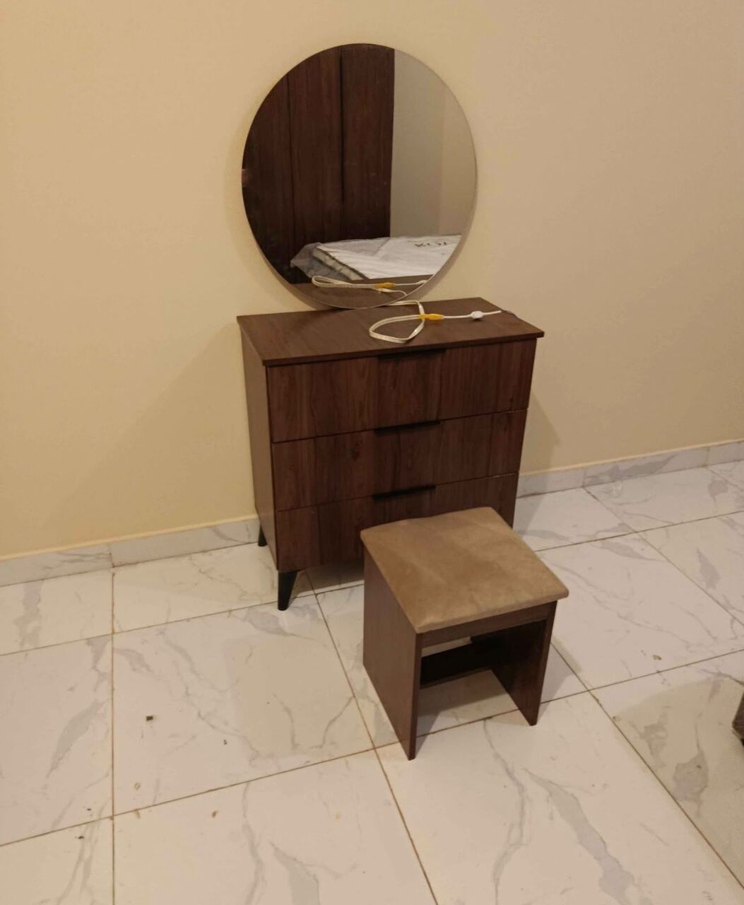 Jeddah, Furniture, SAR 5,  New Mirror Available In Low Price