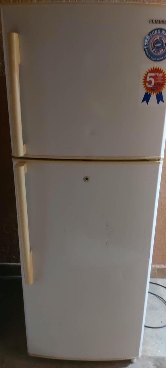 Riyadh, Appliances, SAR 400,  Samsung Refrigerator With Freezer For An Urgent Sale