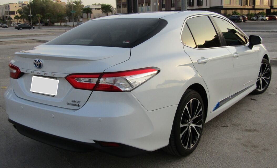 Riyadh, Vehicles, Cars & Trucks , SAR 70000,  Toyota Camry GLE Hybrid,  2020,  Automatic,  106000 KM,  Toyota Camry Hybrid