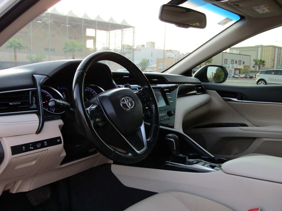 Riyadh, Vehicles, Cars & Trucks , SAR 70000,  Toyota Camry GLE Hybrid,  2020,  Automatic,  106000 KM,  Toyota Camry Hybrid