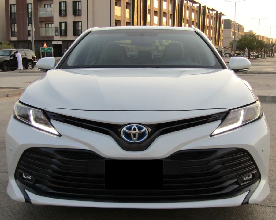 Riyadh, Vehicles, Cars & Trucks , SAR 70000,  Toyota Camry GLE Hybrid,  2020,  Automatic,  106000 KM,  Toyota Camry Hybrid