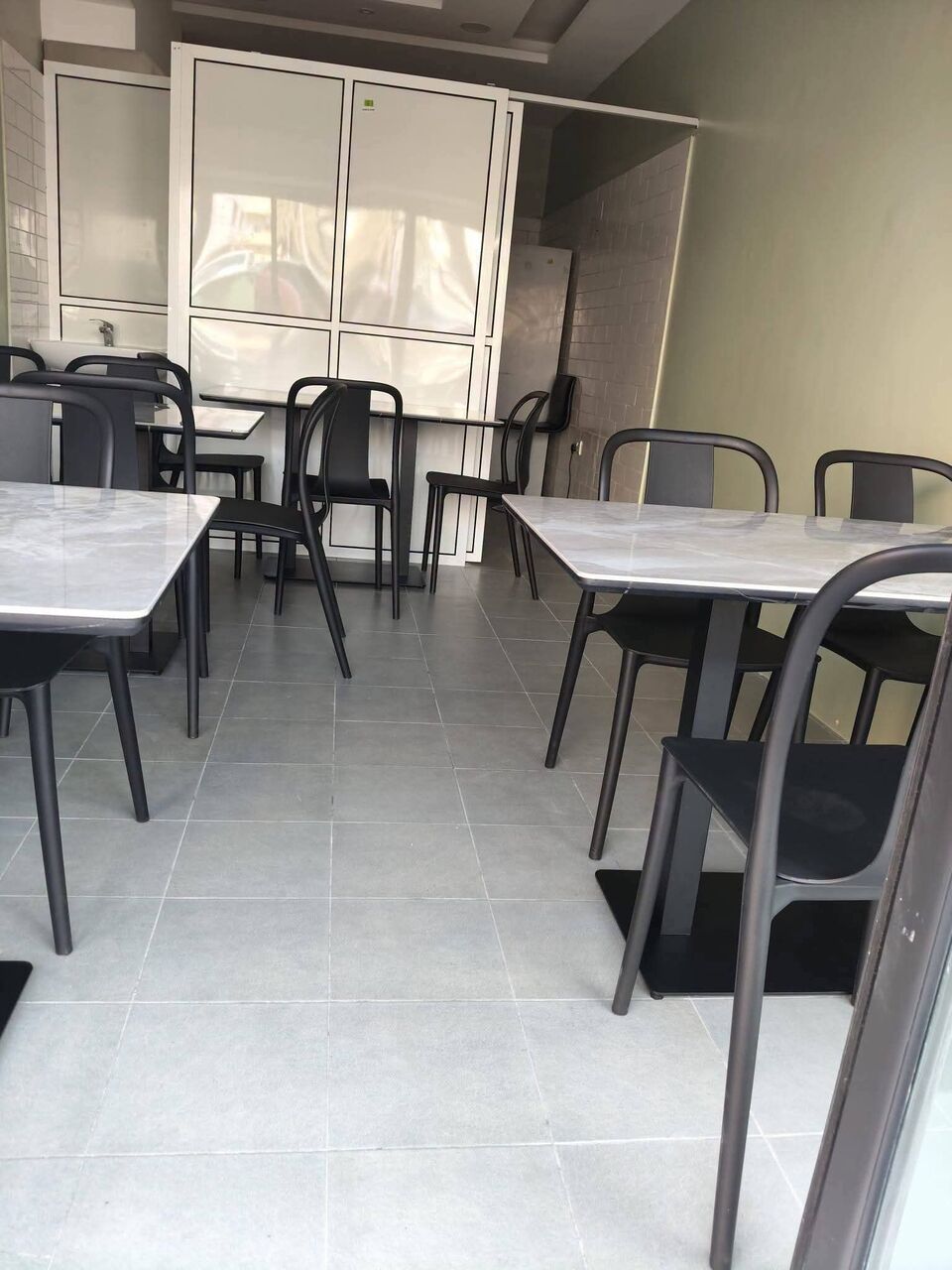 Gudaibiya, Shops, BHD 600,  Gudaibiya:- Coffee Shop For Rent