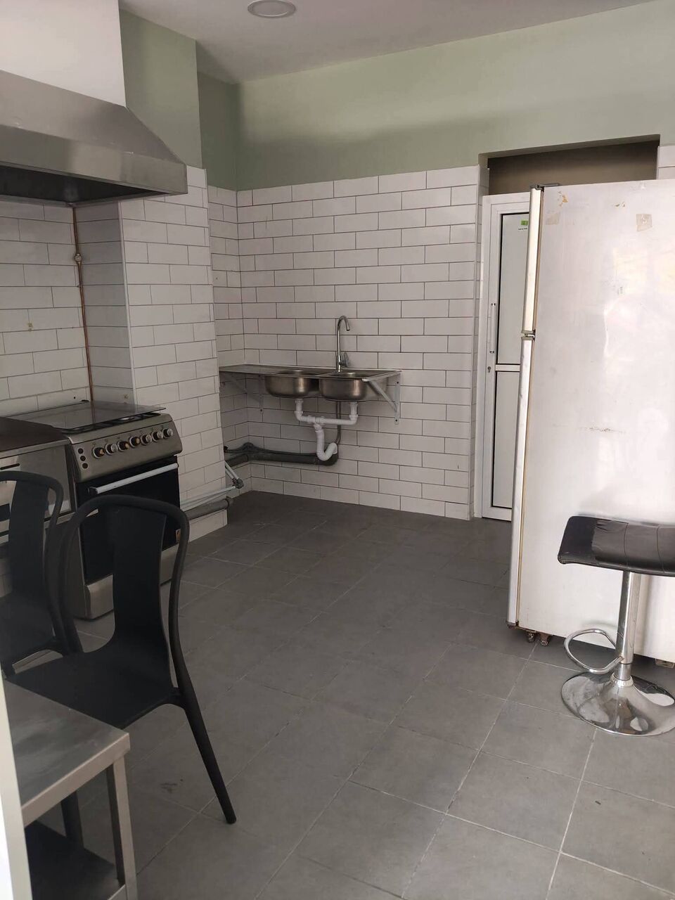 Gudaibiya, Shops, BHD 600,  Gudaibiya:- Coffee Shop For Rent