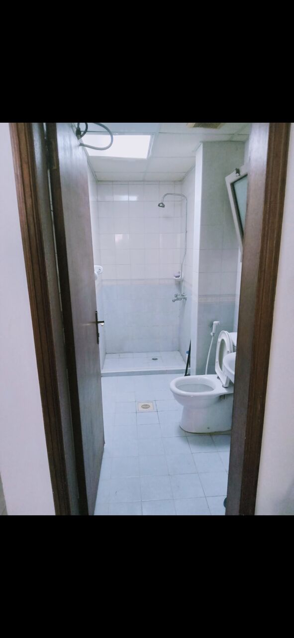 Manama, Rooms for Rent, BHD 120/month,  Furnished,  Double Bedroom For Share(single Room With Furniture)