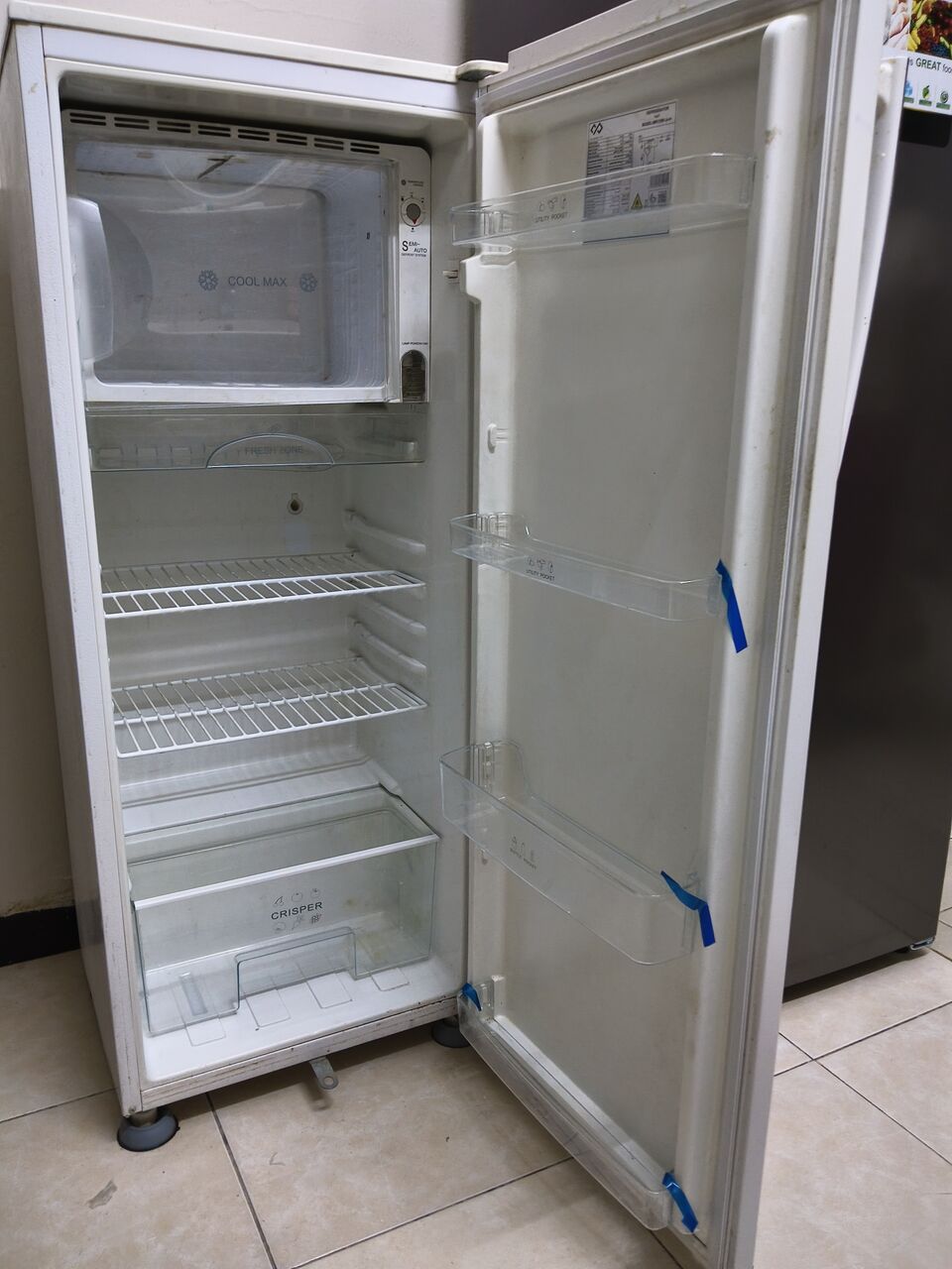 Riyadh, Appliances, SAR 400,  Refrigerator 175L Mint Condition(classpro)