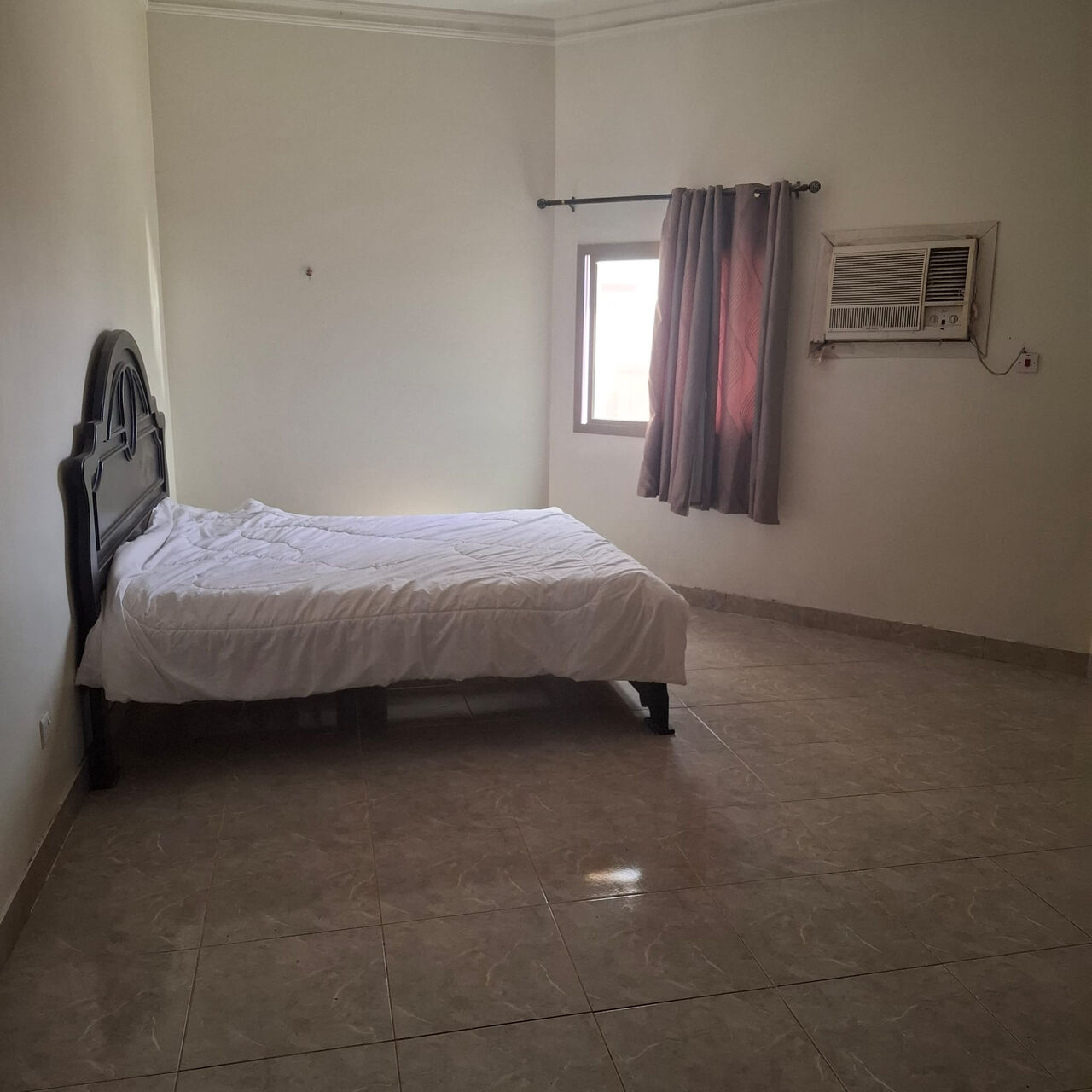 Janabiya, Apartments, Flats, Houses & Villas, BHD 180/year,  1 BR,  BIG STUDIO + EWA