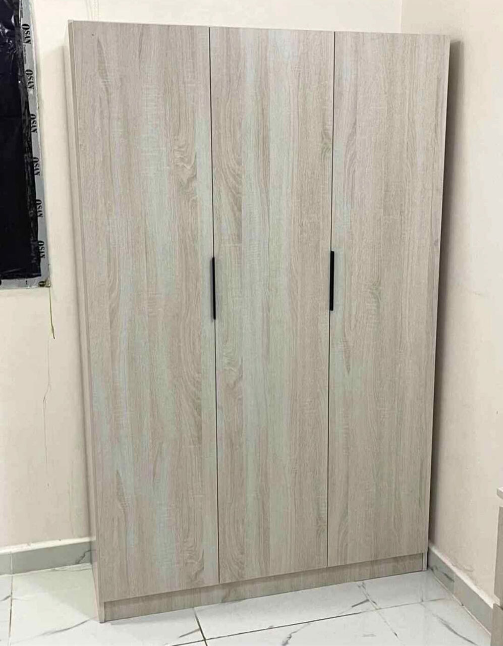 Jeddah, Furniture, SAR 10,  Three Door Wardrobe