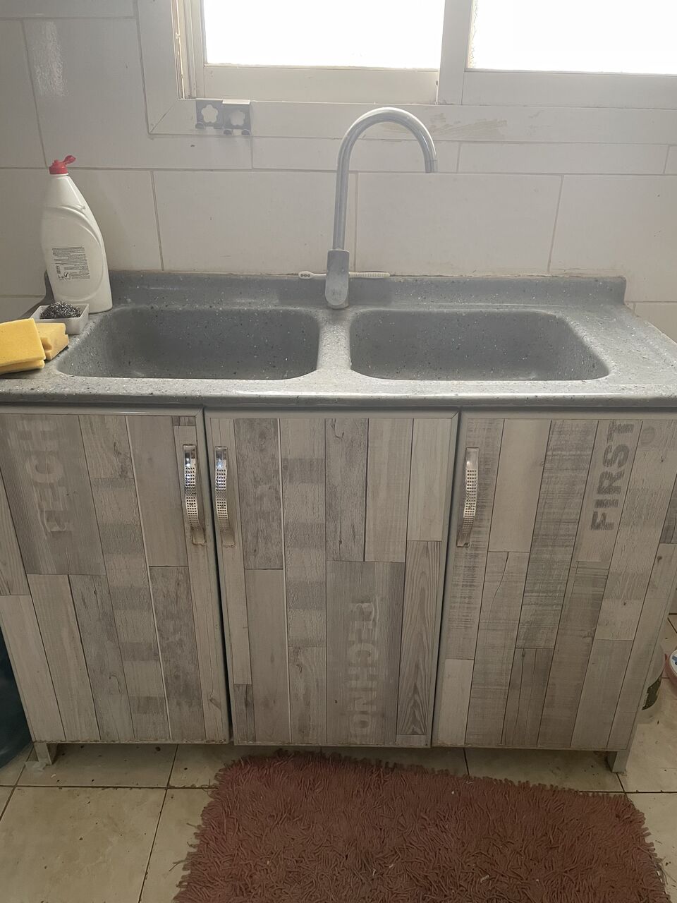Riyadh, Household Items, SAR 1000,  Beautiful Kitchen Cabinet
