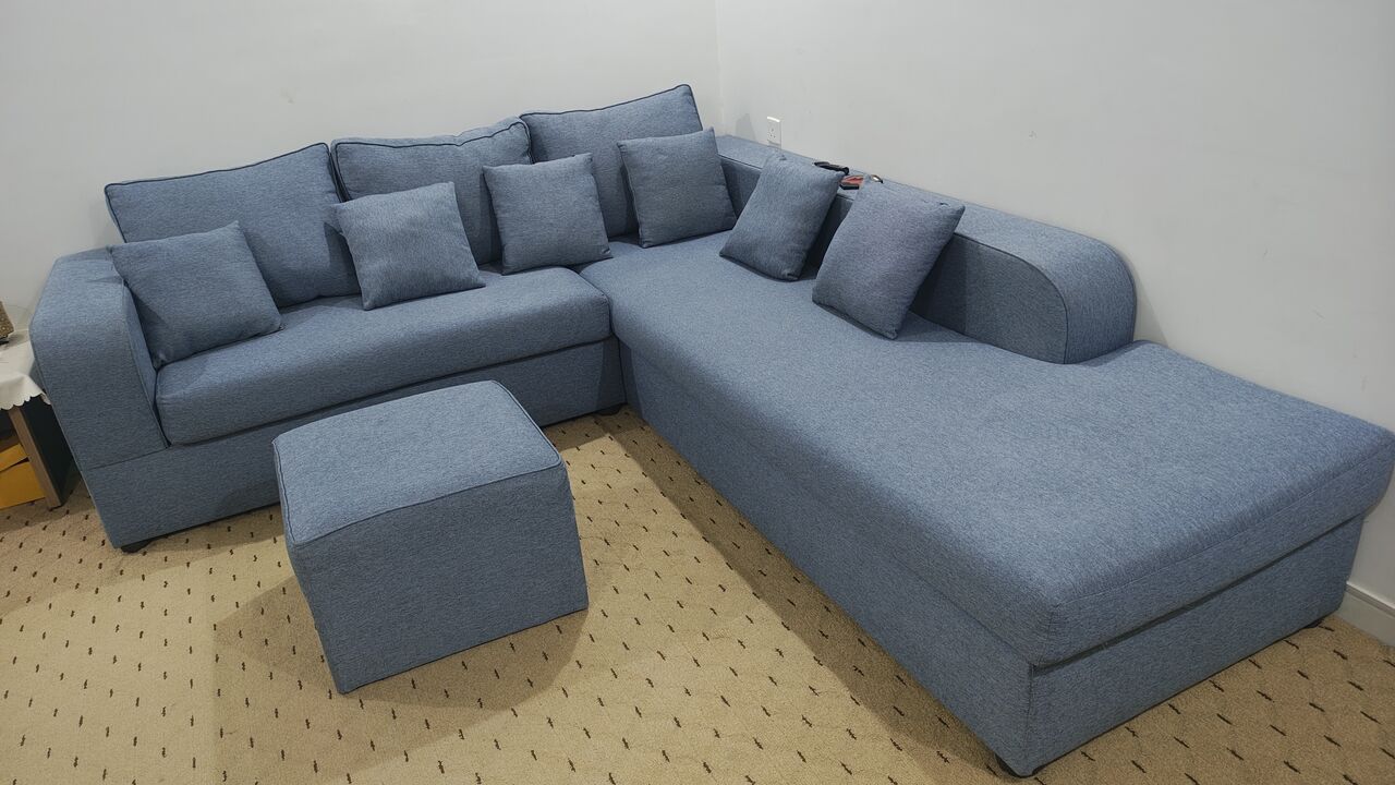 Jeddah, Furniture, SAR 2500,  Modern Turkish Hydraulic Bedroom Set Featuring Built-in Accent Lighting And An Integrated