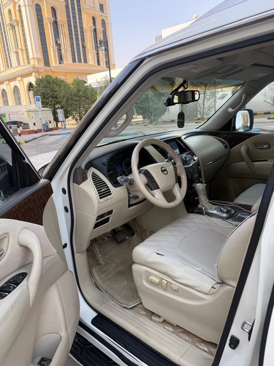 Riyadh, Vehicles, Cars & Trucks , SAR 80000,  Nissan Patrol 2016,  2016,  Automatic,  339441 KM,  Well Kept And Neat Car