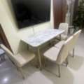 SAR 500,  Selling Dining Table Just Like New