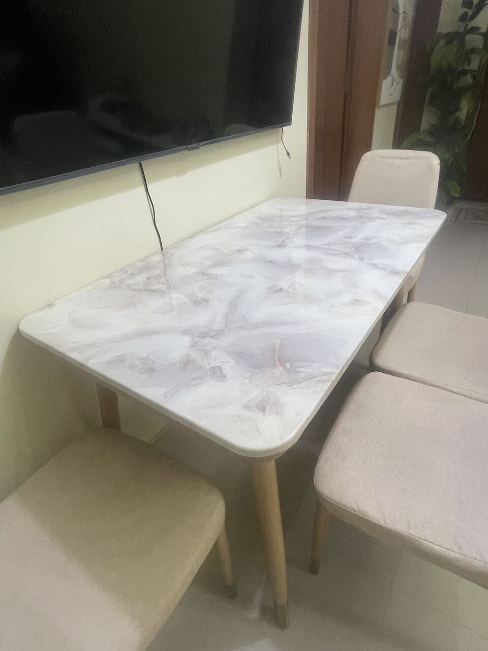 Olaya, Furniture, SAR 500,  Selling Dining Table Just Like New
