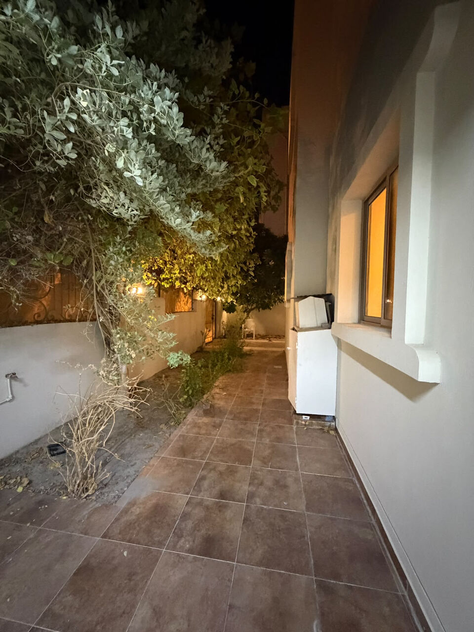Saar, Temp Jobs, RENT - SAAR DELUXE VILLA