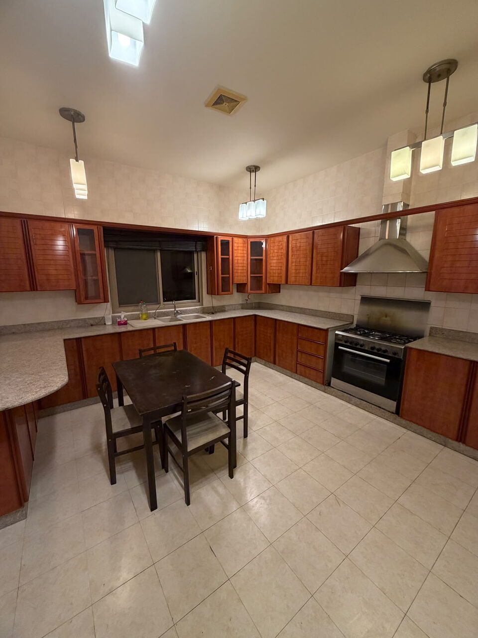 Saar, Temp Jobs, RENT - SAAR DELUXE VILLA