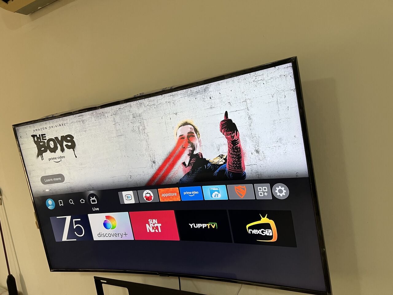 Yanbu, Electronics, SAR 900,  Samsung TV- 55&rdquo; LED 4K Curved