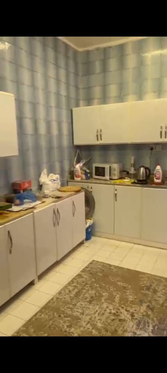 Al Rawdah, Apartments, Flats, Houses & Villas, SAR 35000/year,  3 BR,  Family Apartment With Large 3 Beadrooms 2 Bath Kitchen Hall Well Located House