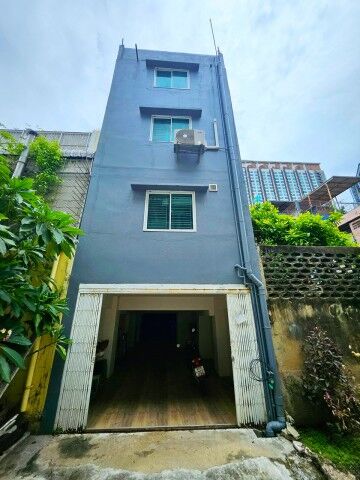 Bangkok, Villas, THB 24999,  13 Sq. Feet,  MRT เตาปูน 380 ม. อาคารพาณิชย์ 4 ชั้น พร้อมดา