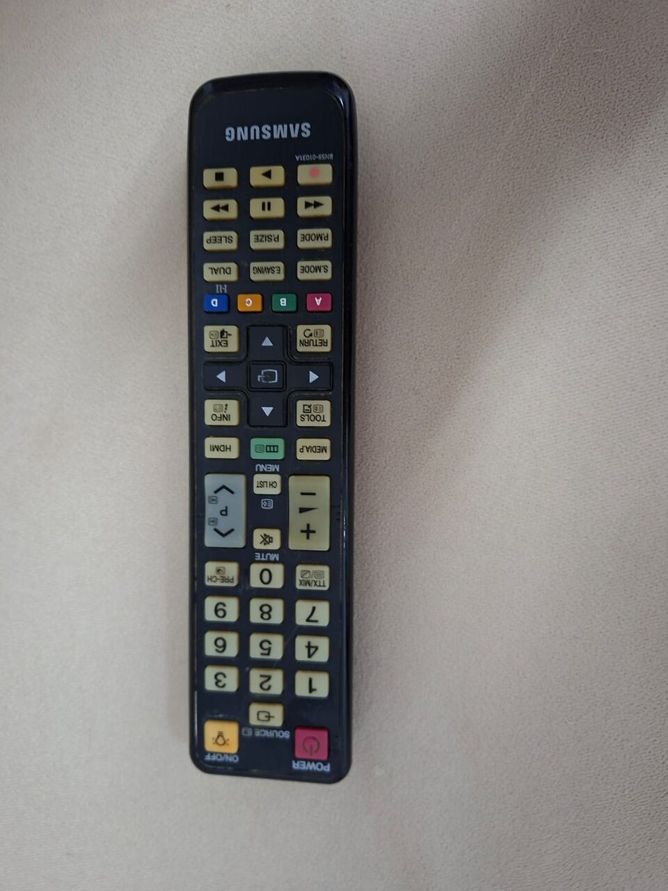 Khobar, Household Items, SAR 1050,  8 Seat Sofa Set - Samsung T.V - Woofer