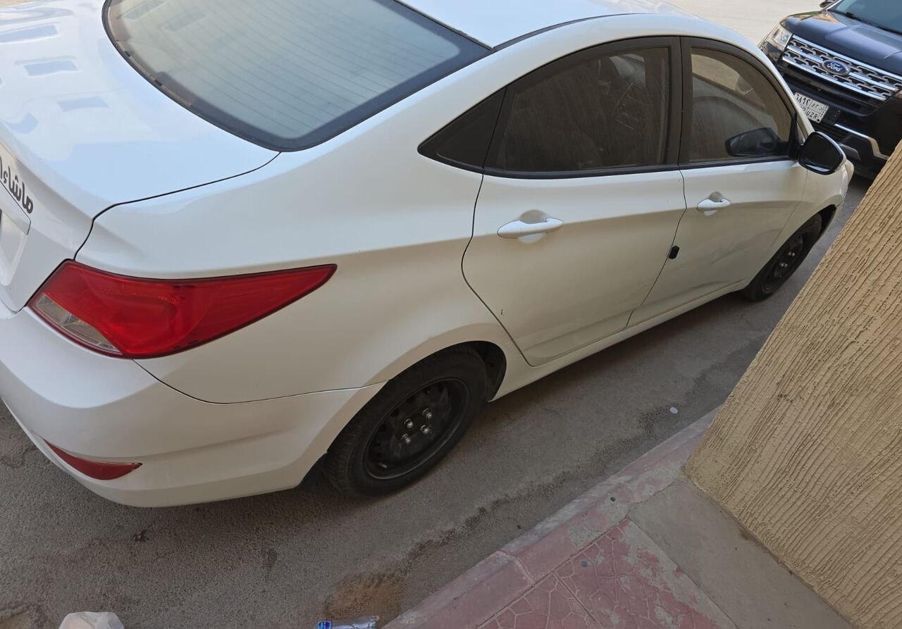 Al Wizarat, Vehicles, Cars & Trucks , SAR 20000,  2016,  2016,  Automatic,  170404 KM,  20000, Hyundai Accent , , , &ndash; Urgent Sale In Excellent Condition