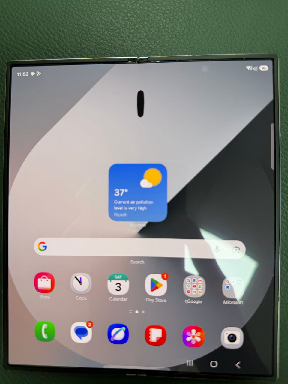 Khobar, Mobile Phones, SAR 2300,  Samsung Galaxy Z Fold 6 &mdash; 256GB - Dual Sim + Esim