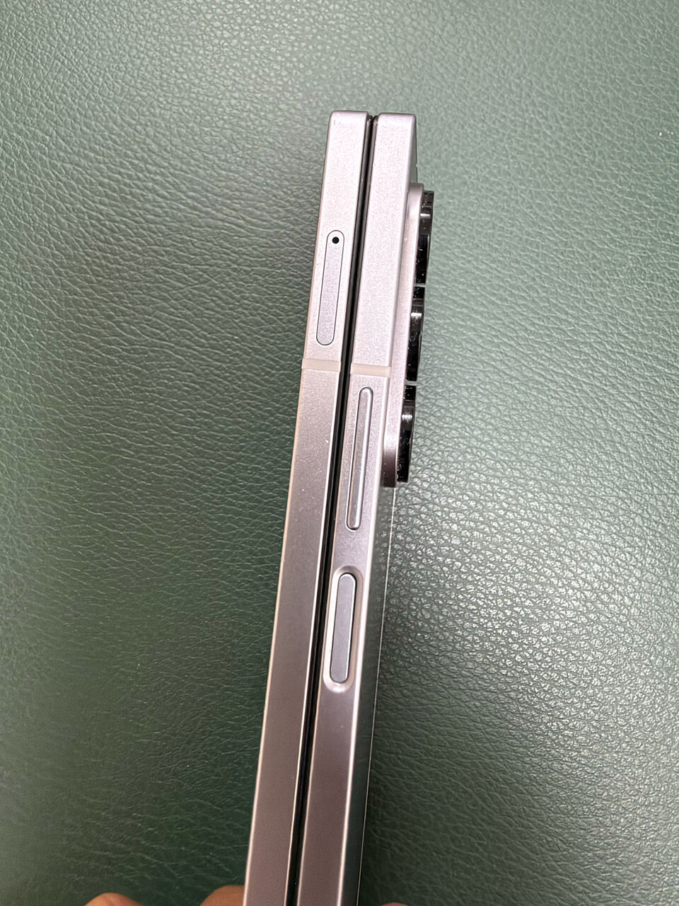 Khobar, Mobile Phones, SAR 2300,  Samsung Galaxy Z Fold 6 &mdash; 256GB - Dual Sim + Esim